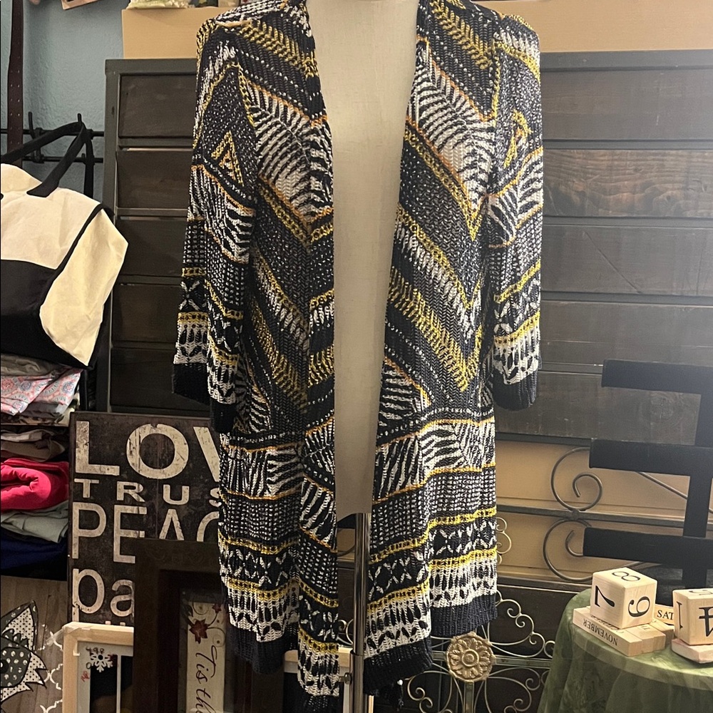 Catherines Black and Gold Patterned Long Sleeve Dress